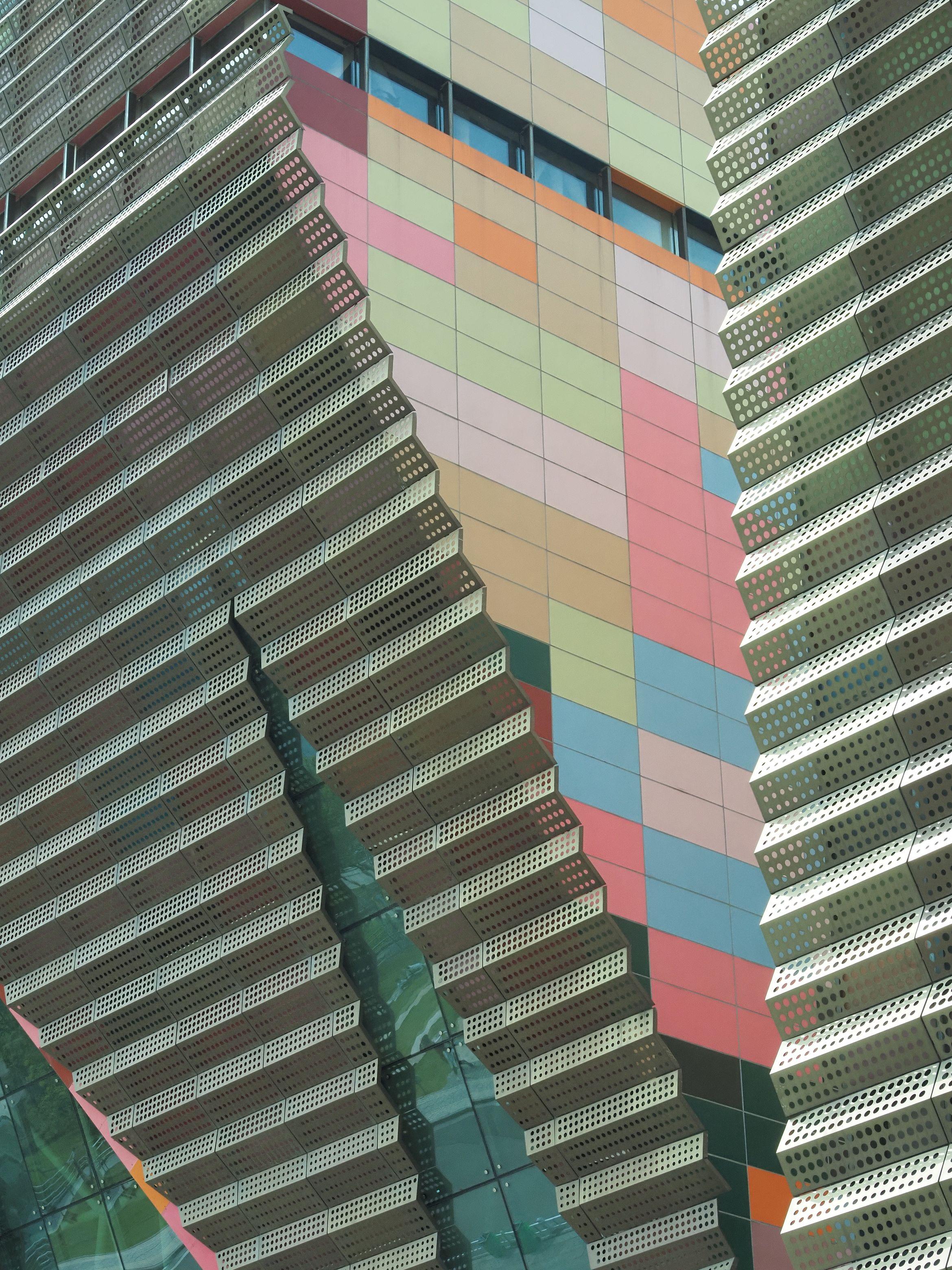 Bright Beginnings - a colorful childcare center